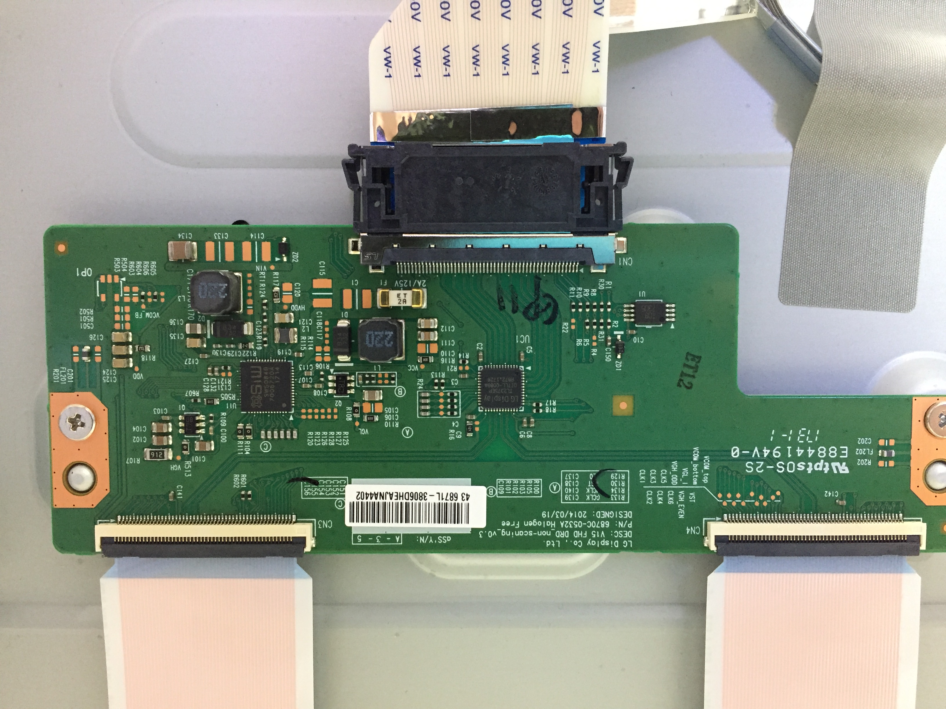 فروش اینترنتی برد تیکان  تلویزیون ال جی مدل LG 43LJ510V