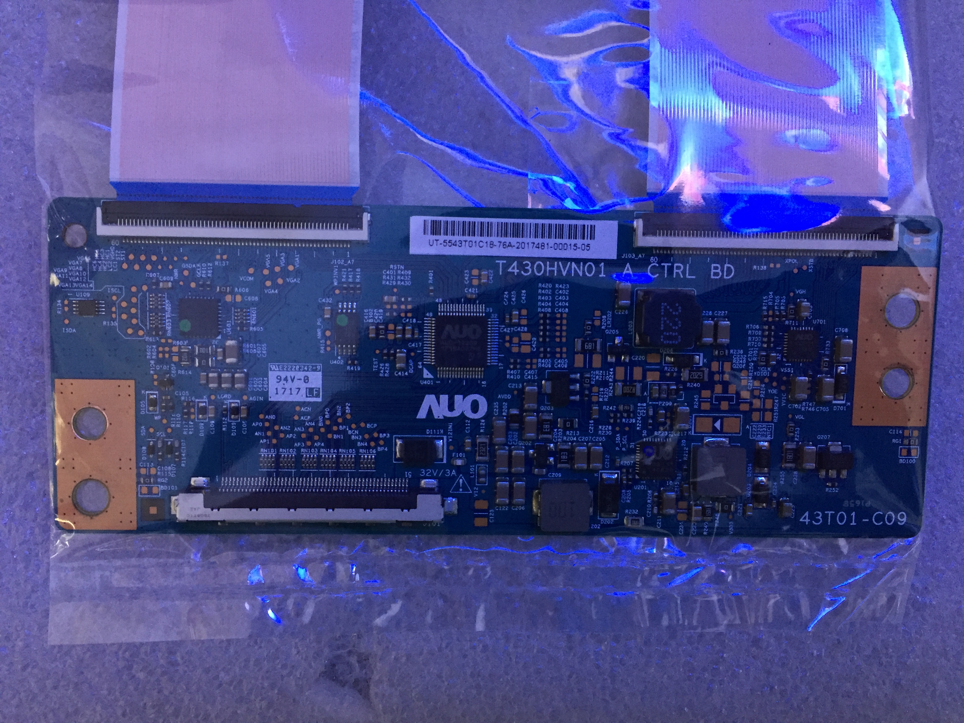 فروش اینترنتی برد تیکان  تلویزیون ال جی مدل LG 43LJ610V