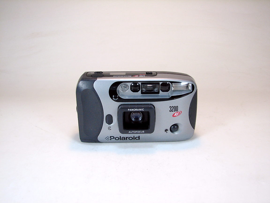 دوربین کلکسیونی و خاص Polaroid 3200